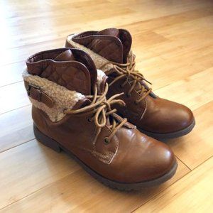 Rock and Candy Brown Ankle Boot Size 7